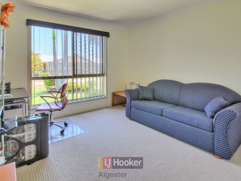10 Dewick Court, Calamvale QLD 4116