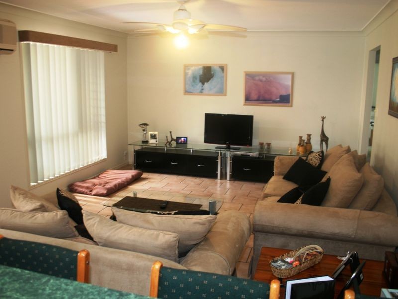55 Ulinga Crescent, Parkinson QLD 4115