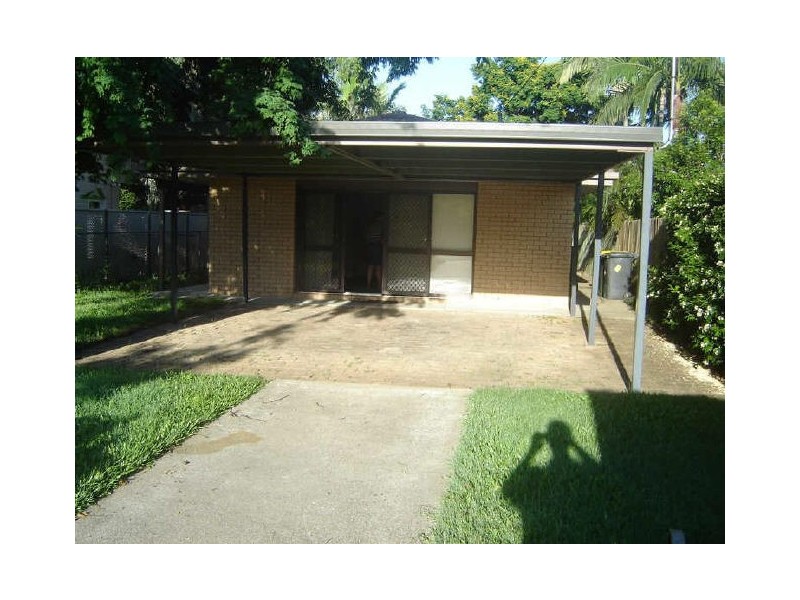 20 Dan Street, Graceville QLD 4075
