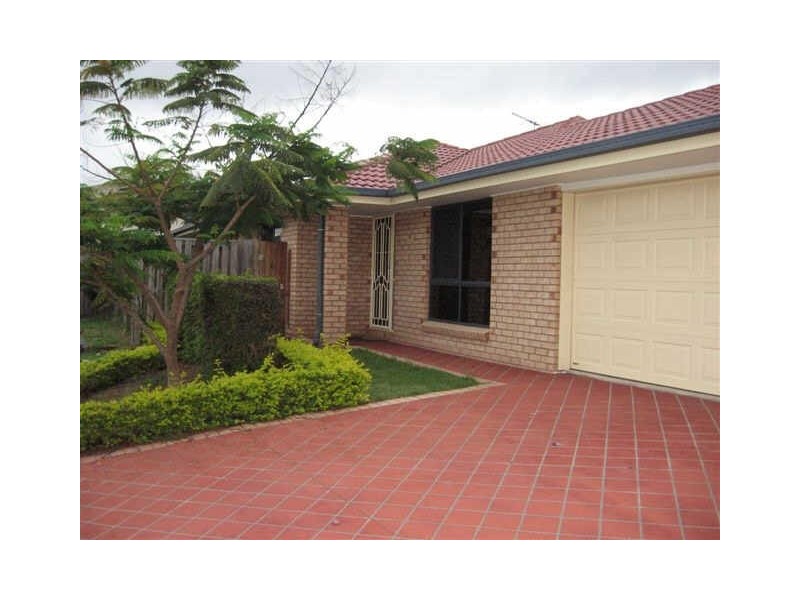 15 Hattah Place, Parkinson QLD 4115