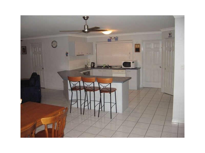15 Hattah Place, Parkinson QLD 4115