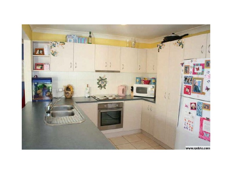17 Marylands Place, Parkinson QLD 4115