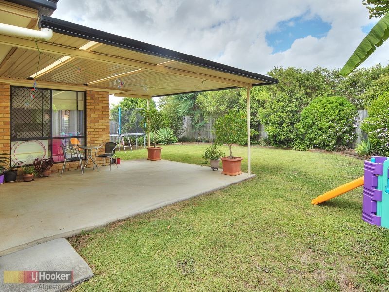 69 Oakview Street, Parkinson QLD 4115