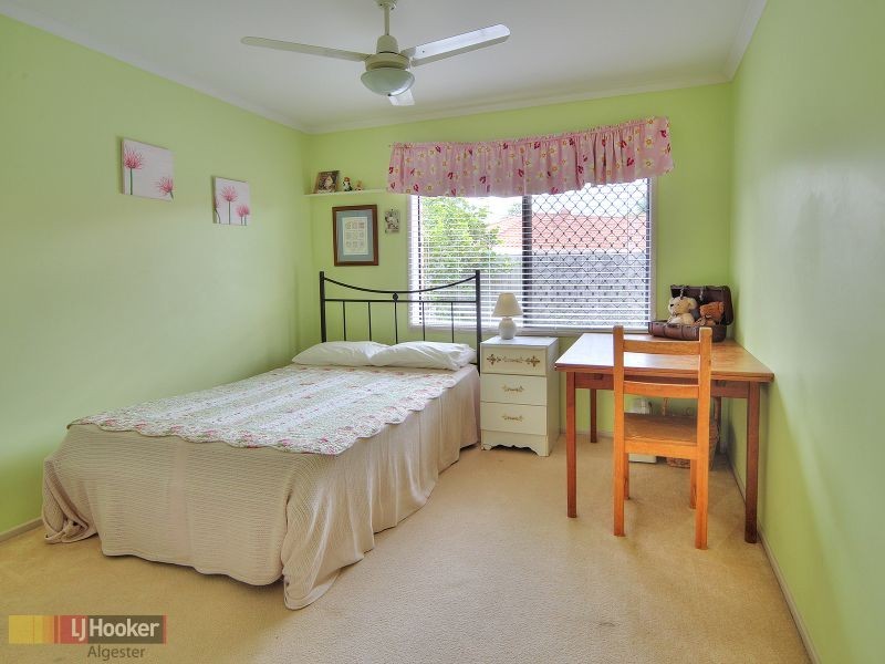 69 Oakview Street, Parkinson QLD 4115