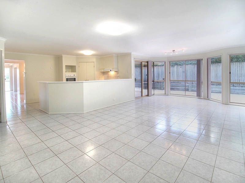 15 Gentian Close, Drewvale QLD 4116