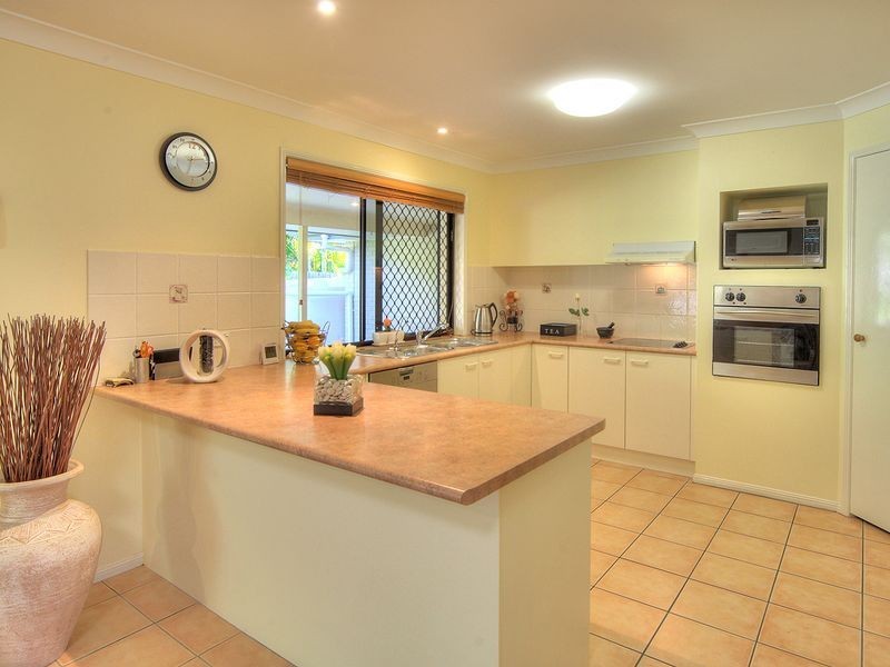 19 Fernhill Place, Parkinson QLD 4115