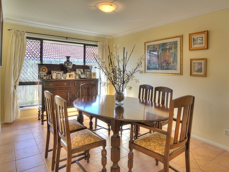 19 Fernhill Place, Parkinson QLD 4115