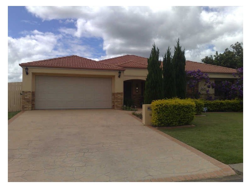 14 Swanbrook Place, Parkinson QLD 4115