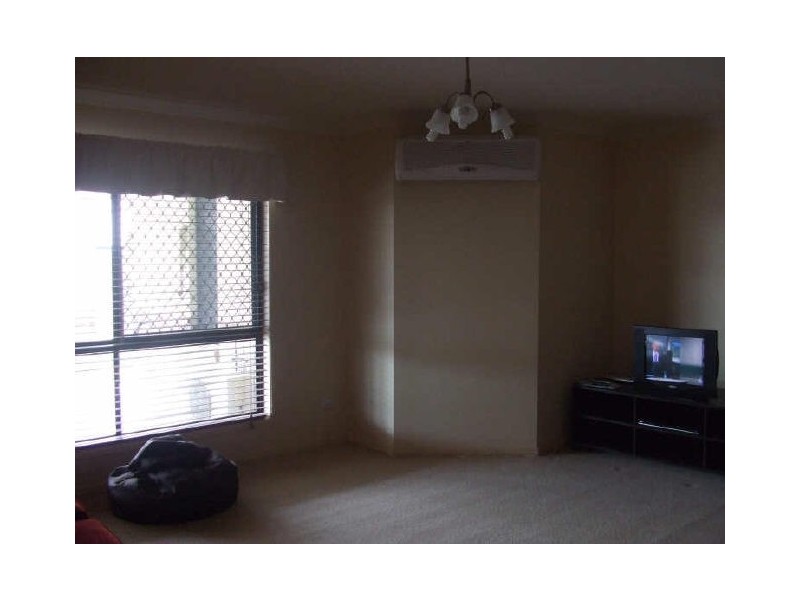 51 Wallum Drive, Parkinson QLD 4115