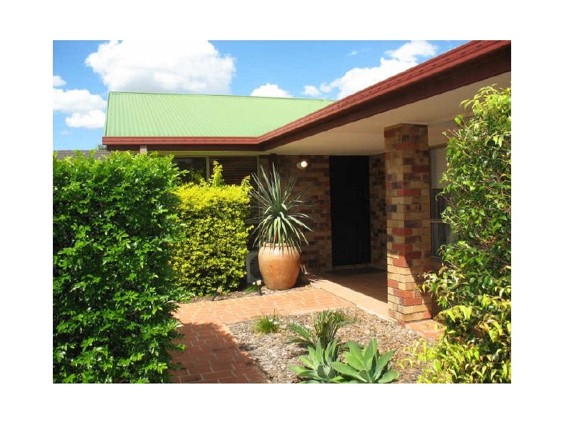 72 Balgownie Crescent, Parkinson QLD 4115