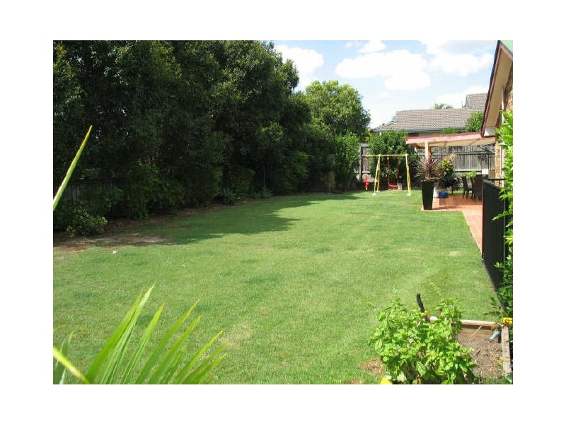 72 Balgownie Crescent, Parkinson QLD 4115