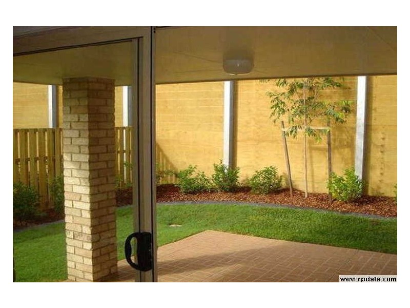 10 Mapelton Circuit, Parkinson QLD 4115