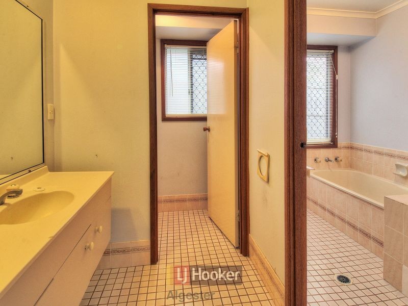 12 Bundabah Drive, Calamvale QLD 4116