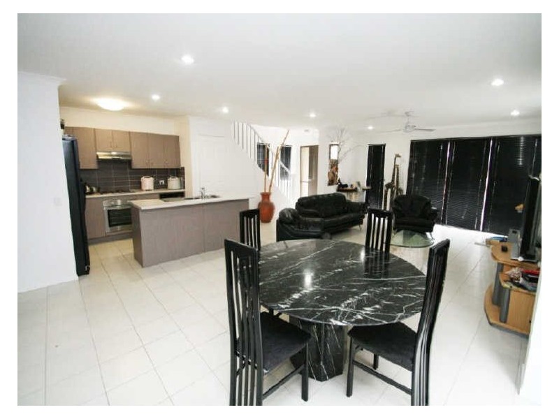 7/24 Barrine St, Parkinson QLD 4115