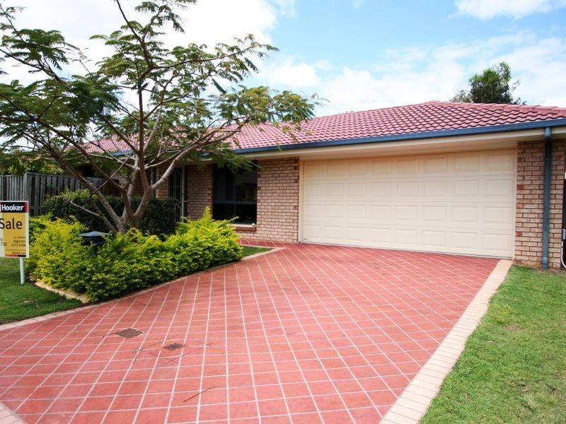 15 Hattah Place, Parkinson QLD 4115