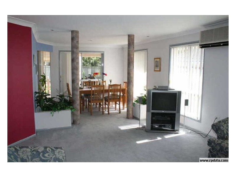 81 Bannockburn Crescent, Parkinson QLD 4115