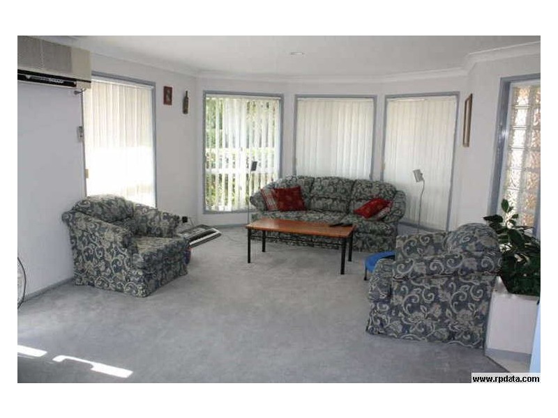 81 Bannockburn Crescent, Parkinson QLD 4115
