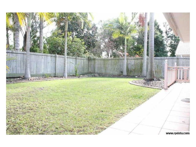 81 Bannockburn Crescent, Parkinson QLD 4115