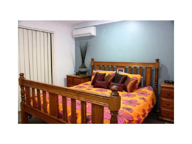 13 Yengo Street, Parkinson QLD 4115