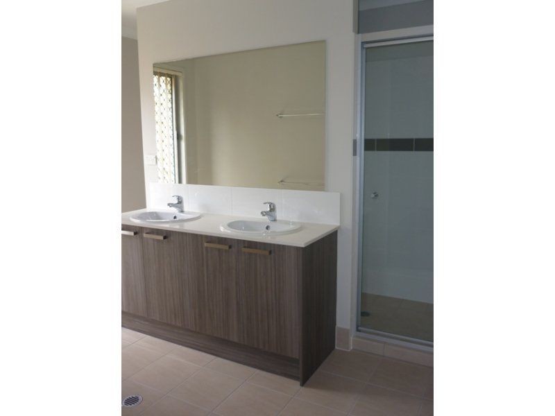 19 Leigh St, Drewvale QLD 4116