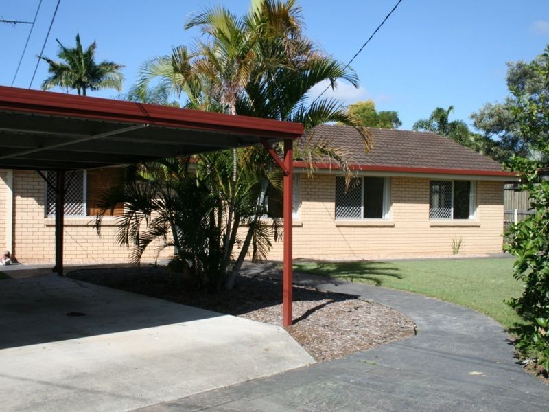 6 Kauri Street, Hillcrest QLD 4118