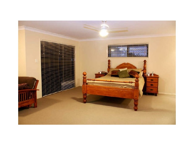 Parkinson QLD 4115