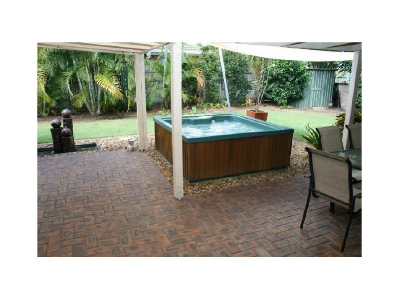 51 Ulinga Crescent, Parkinson QLD 4115