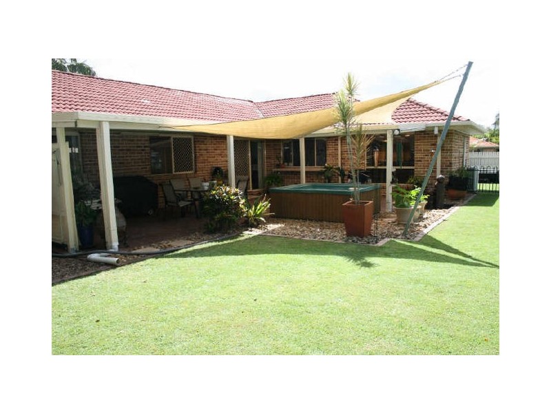 51 Ulinga Crescent, Parkinson QLD 4115