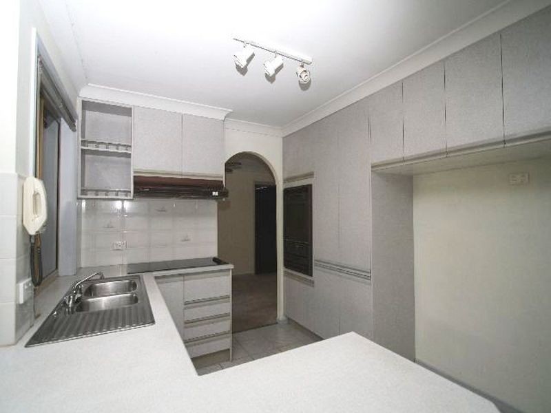 12 Gragin Place, Parkinson QLD 4115