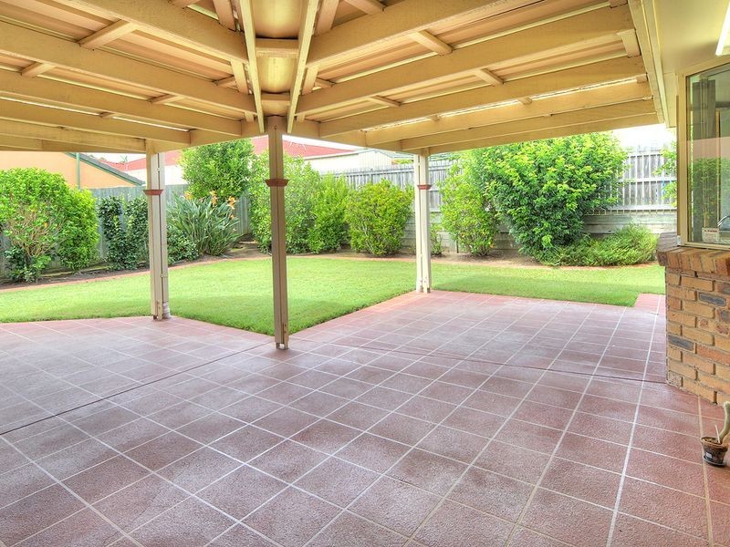 12 Janmore Place, Parkinson QLD 4115