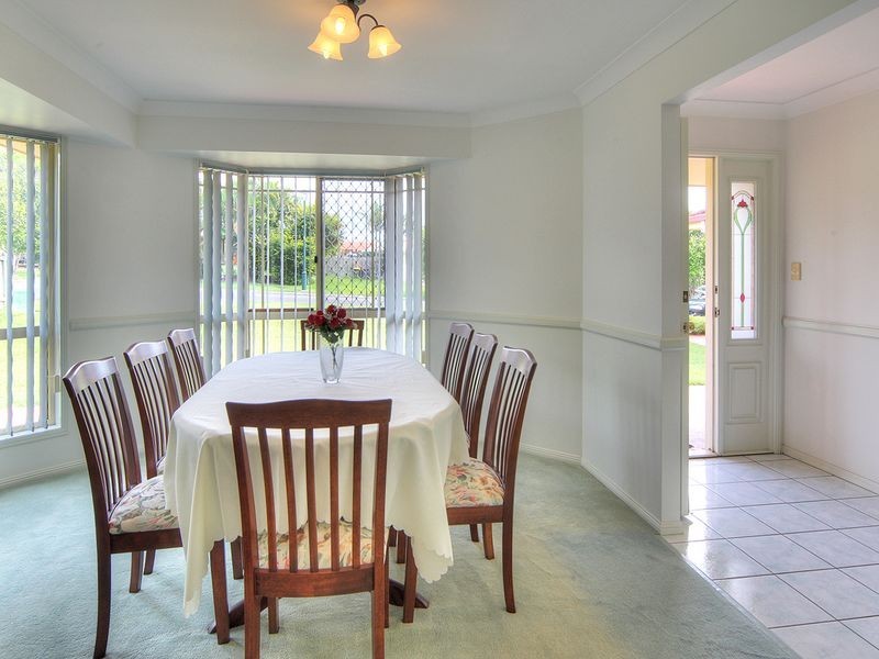 12 Janmore Place, Parkinson QLD 4115