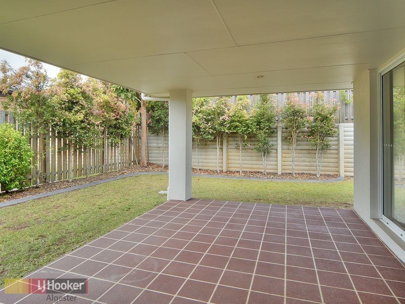 6 Mimosa Street, Parkinson QLD 4115