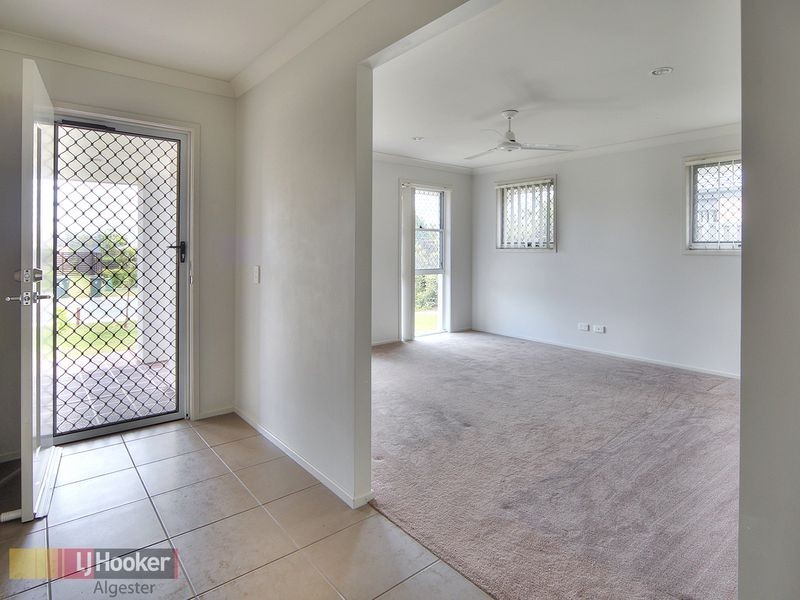6 Mimosa Street, Parkinson QLD 4115