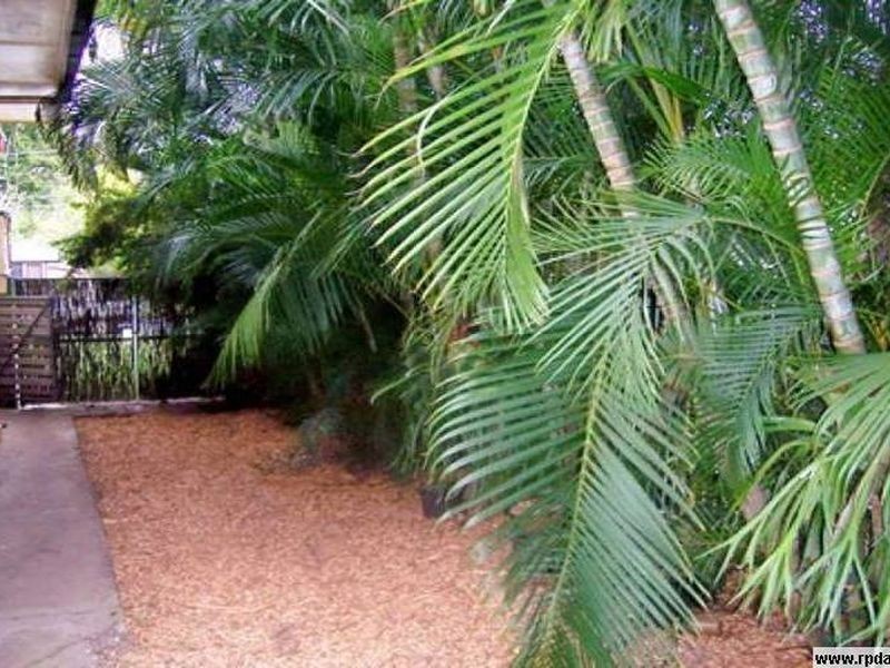 8 Benton St, Acacia Ridge QLD 4110