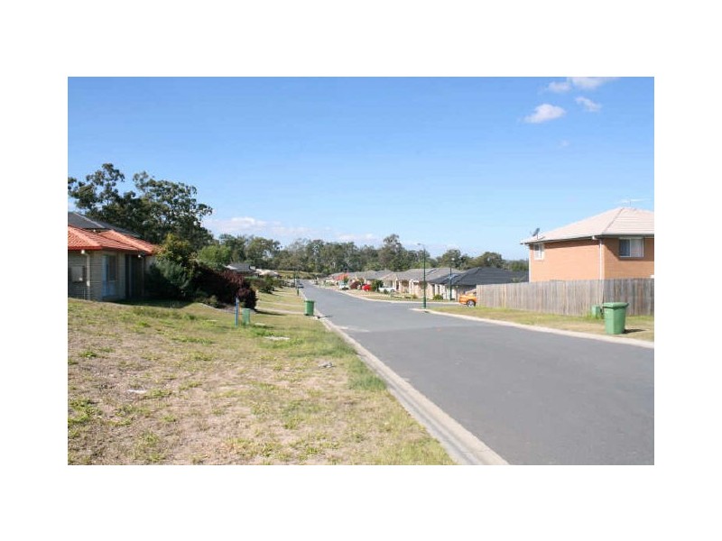 6 Hill End Avenue, Hillcrest QLD 4118