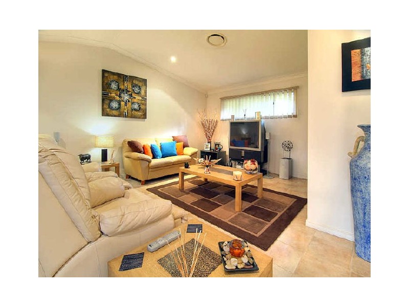 11 Casuarina Crescent, Calamvale QLD 4116