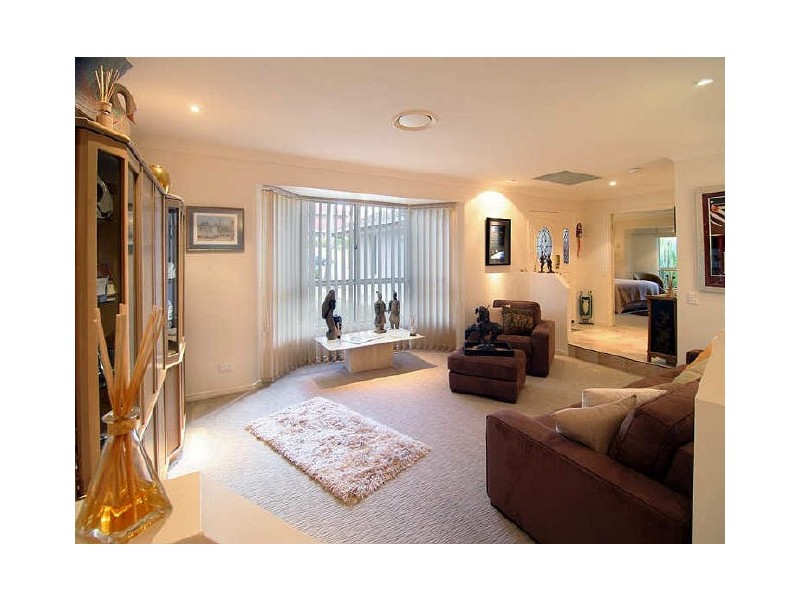 11 Casuarina Crescent, Calamvale QLD 4116