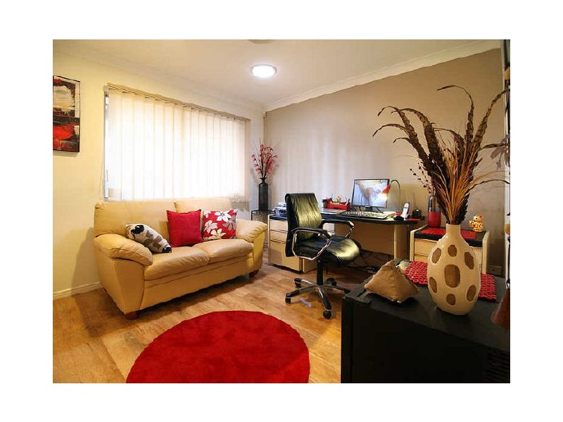 11 Casuarina Crescent, Calamvale QLD 4116