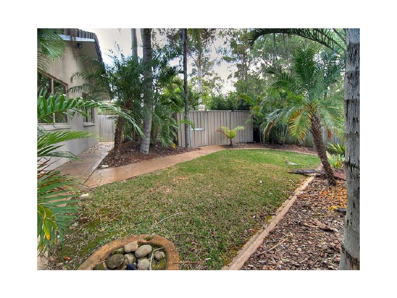 11 Casuarina Crescent, Calamvale QLD 4116