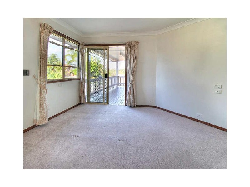 11 Hickory Place, Calamvale QLD 4116