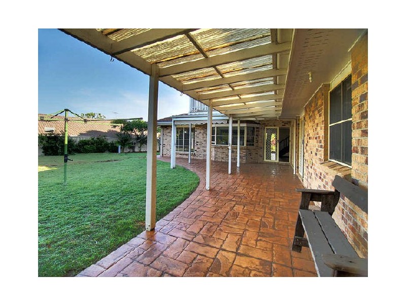 11 Hickory Place, Calamvale QLD 4116