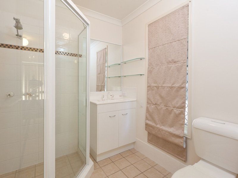 86 Watarrka Drive, Parkinson QLD 4115