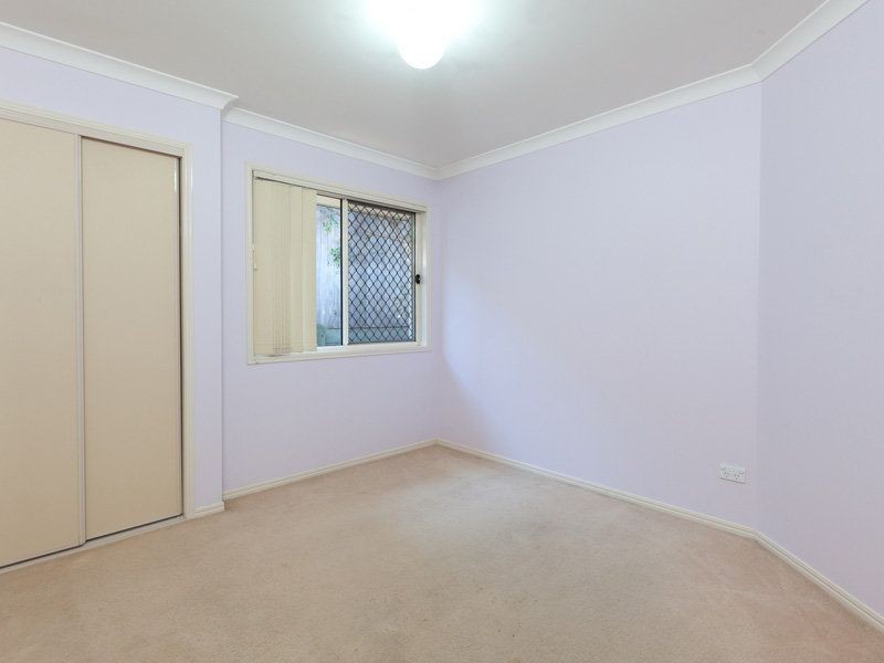 86 Watarrka Drive, Parkinson QLD 4115