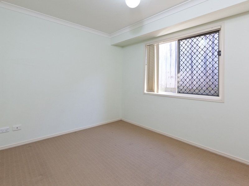 86 Watarrka Drive, Parkinson QLD 4115