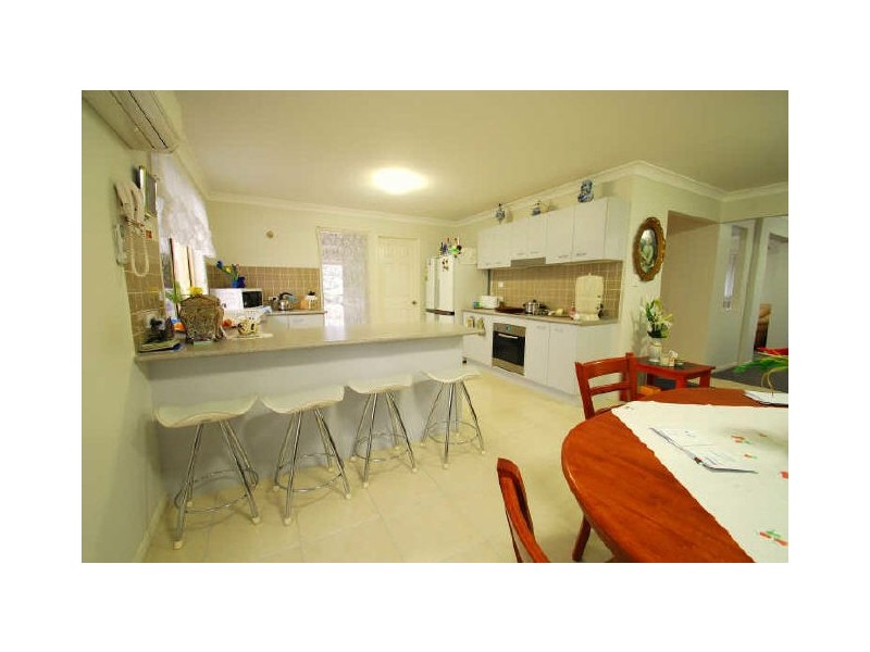 30 Lillydale Place, Calamvale QLD 4116