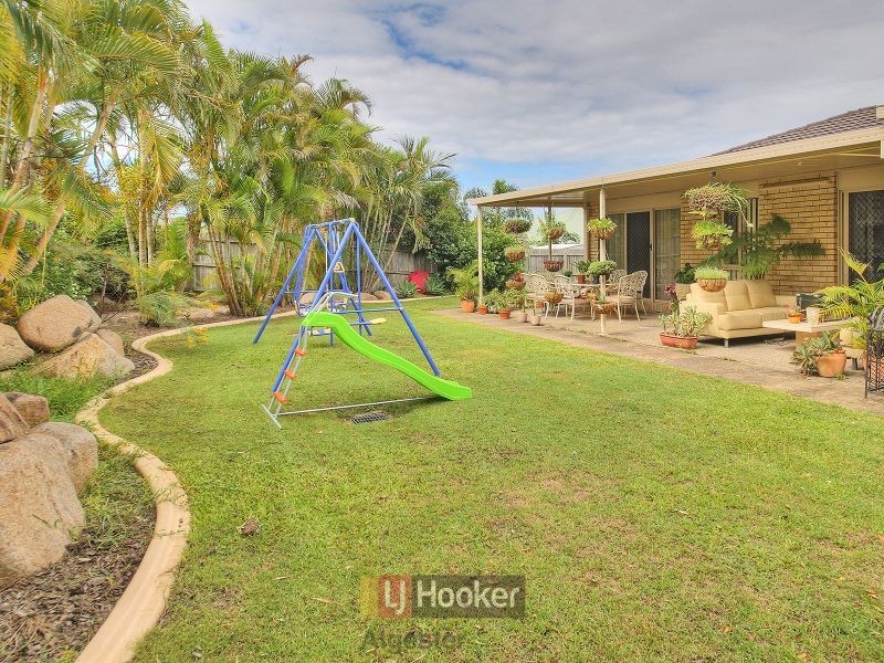9 Lochano Close, Parkinson QLD 4115
