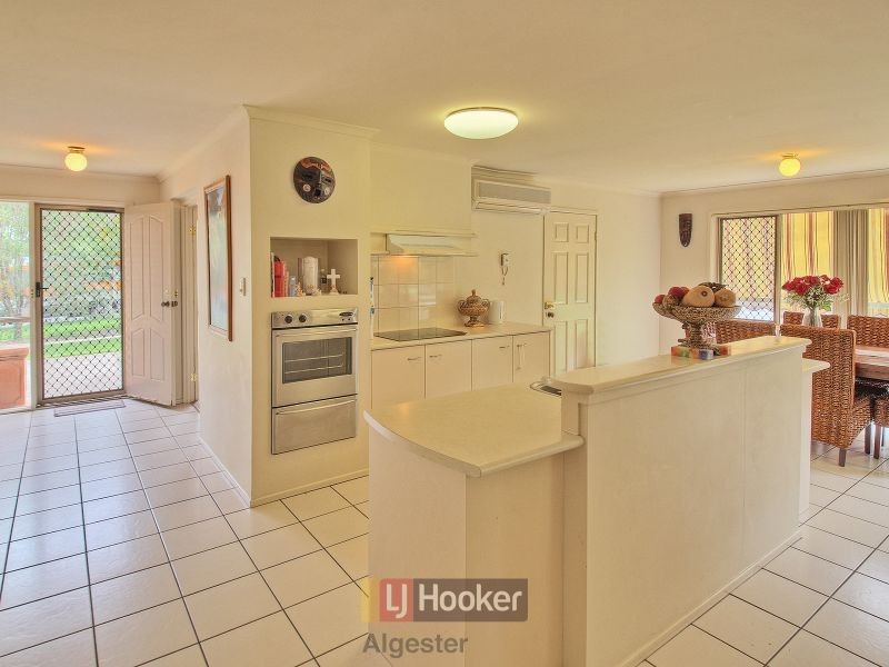 9 Lochano Close, Parkinson QLD 4115