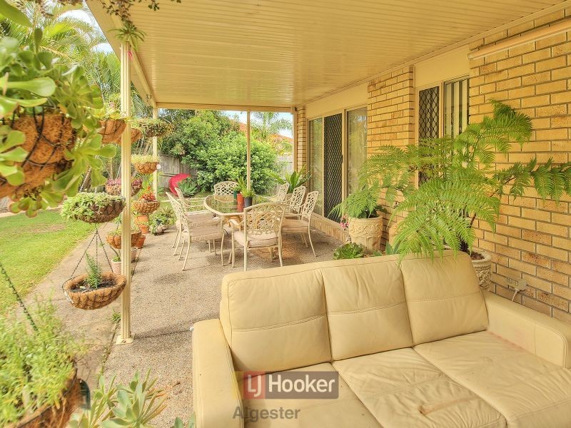 9 Lochano Close, Parkinson QLD 4115