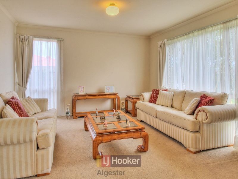 9 Lochano Close, Parkinson QLD 4115