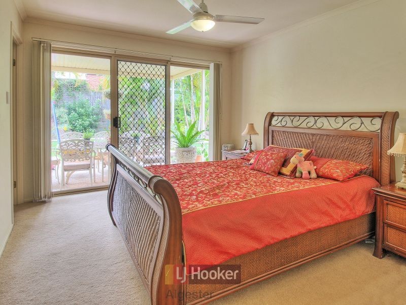 9 Lochano Close, Parkinson QLD 4115